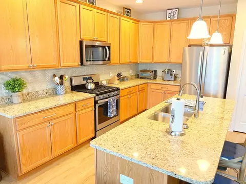2404 Clear Brook Dr, Valparaiso, IN 46385 photo 6