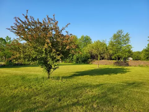 5613 E 1168, De Motte, IN 46310 photo 9