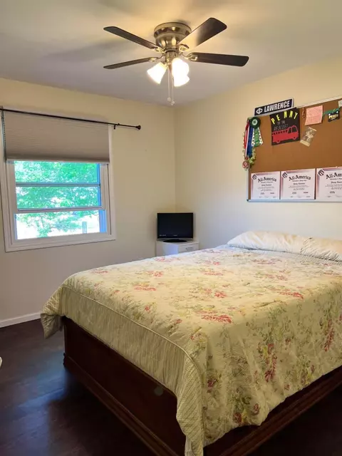 1040 Cove Trl, Porter, IN 46304 photo 15