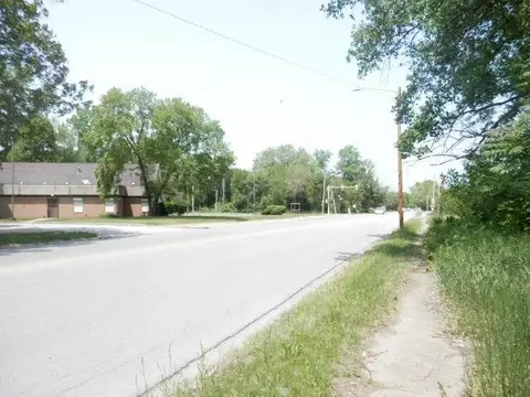 1525 Burr St, Gary, IN 46406 photo 2