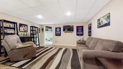 10795 N Walnut Dr, Saint John, IN 46373 photo 38