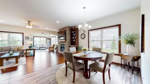 10795 N Walnut Dr, Saint John, IN 46373 photo 12