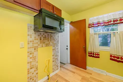 4569 Johnson St, Gary, IN 46408 photo 6
