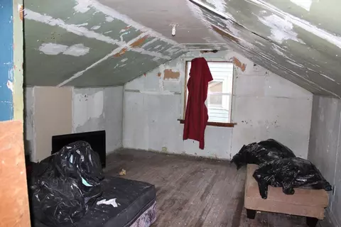 409 Hanley St, Gary, IN 46406 photo 5