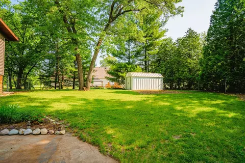 9965 Rustic Dr, De Motte, IN 46310 photo 22