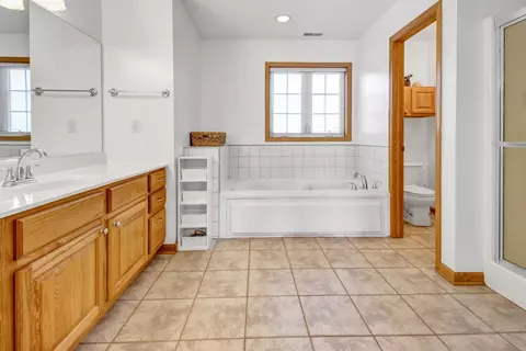 1240 Springbrook Ct, Crown Point, IN 46307 photo 12