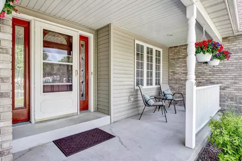 1240 Springbrook Ct, Crown Point, IN 46307 photo 3