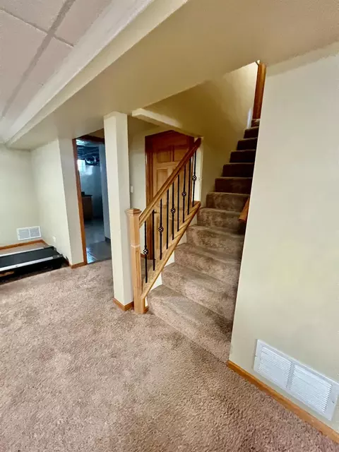 7959 Beech Ave, Munster, IN 46321 photo 22