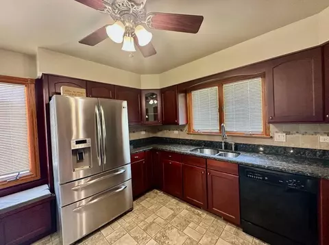7959 Beech Ave, Munster, IN 46321 photo 11