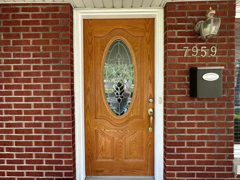 7959 Beech Ave, Munster, IN 46321 photo 3