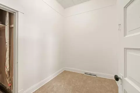 2028 Davidson Pl, Whiting, IN 46394 photo 16