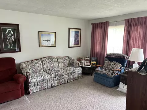 235 N Wright St, Griffith, IN 46319 photo 3