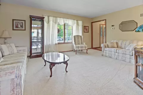 2720 Mockingbird Dr, Crown Point, IN 46307 photo 11