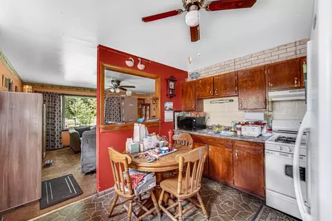 5540 W 35th Ave, Gary, IN 46408 photo 4