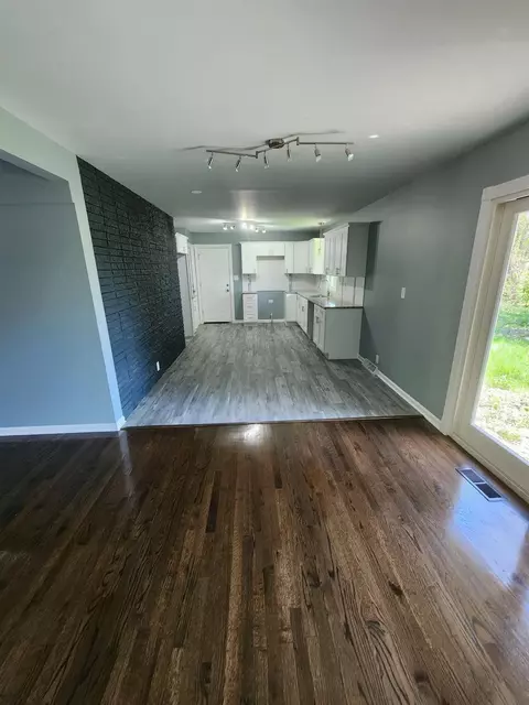 1721 Waite St, Gary, IN 46404 photo 5