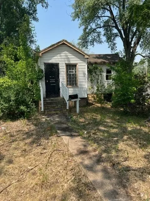 252 Tompkins St, Gary, IN 46406 photo 1
