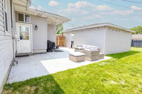 832 E Woodside Dr, Griffith, IN 46319 photo 31