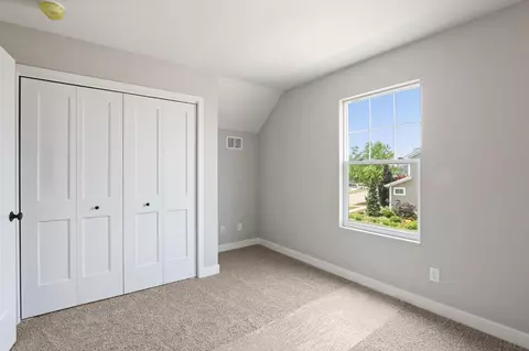 1173 Harbor Way, Burns Harbor, IN 46304 photo 12