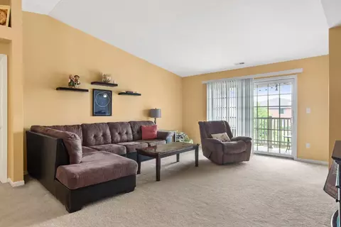 630 Cambridge Ct #2D, Munster, IN 46321 photo 2