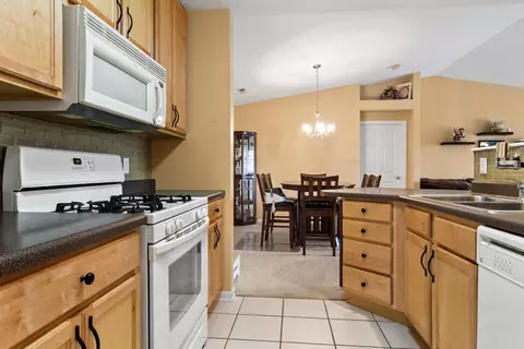 630 Cambridge Ct #2D, Munster, IN 46321 photo 6
