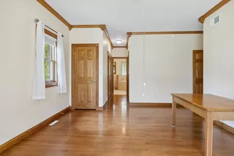 8902 N Wilhelm Rd, La Porte, IN 46350 photo 12