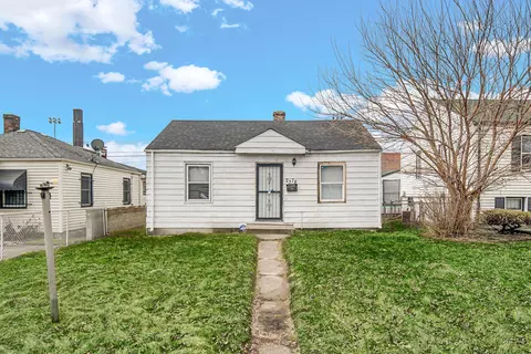 2378 Jackson St, Gary, IN 46407 photo 2