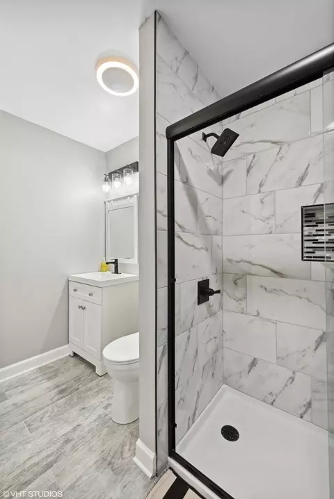 855 King St, Gary, IN 46406 photo 10