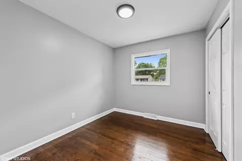 855 King St, Gary, IN 46406 photo 11