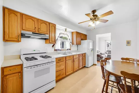 6646 Howard Ave, Hammond, IN 46324 photo 10