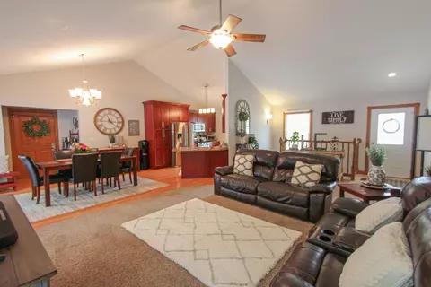 4121 E Rolling Dr, Rolling Prairie, IN 46371 photo 4