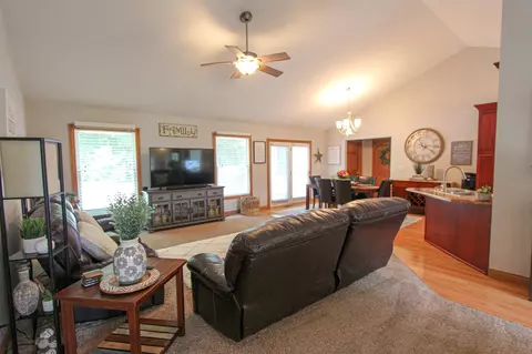 4121 E Rolling Dr, Rolling Prairie, IN 46371 photo 5
