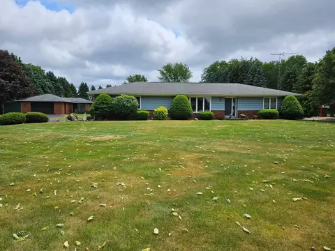 6202 E Bootjack Rd, Rolling Prairie, IN 46371 photo 1
