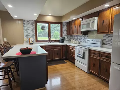 6202 E Bootjack Rd, Rolling Prairie, IN 46371 photo 9