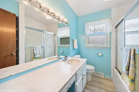 4425 E 13th Pl, Gary, IN 46403 photo 13