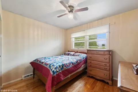 4425 E 13th Pl, Gary, IN 46403 photo 15
