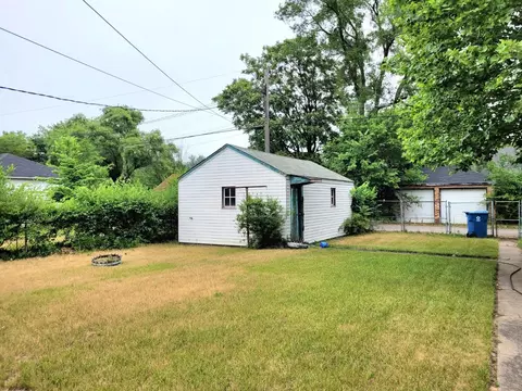 611 Burr St, Gary, IN 46406 photo 3