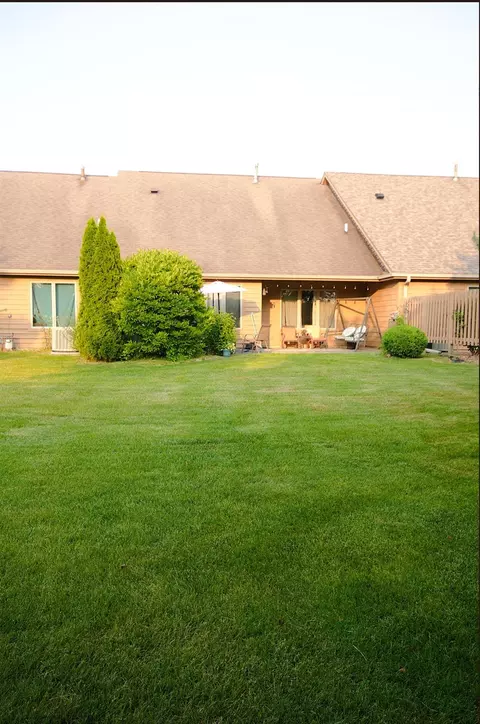 904 Cornwallis Ln, Munster, IN 46321 photo 28