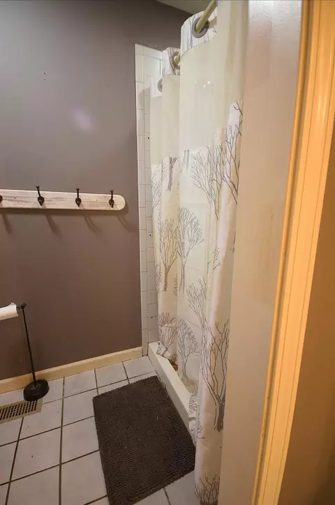 904 Cornwallis Ln, Munster, IN 46321 photo 19