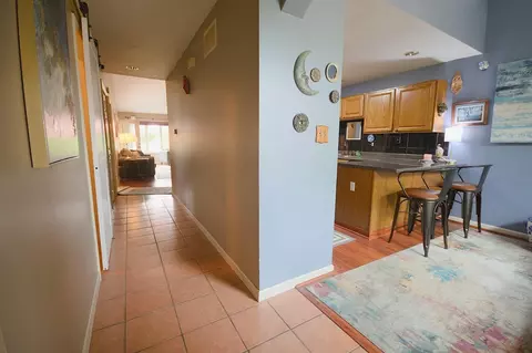 904 Cornwallis Ln, Munster, IN 46321 photo 6