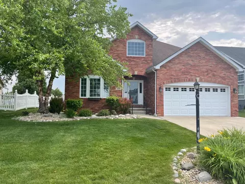 7241 E 104th Pl, Winfield, IN 46307 photo 1