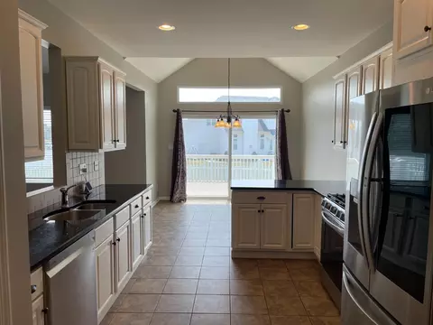 7241 E 104th Pl, Winfield, IN 46307 photo 2