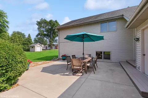 9441 E Oakridge Dr, Saint John, IN 46373 photo 22