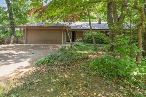 8613 Beech Ave, Munster, IN 46321 photo 2