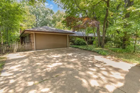 8613 Beech Ave, Munster, IN 46321 photo 52