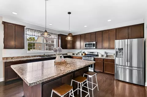 2451 Walker Dr, Valparaiso, IN 46385 photo 8