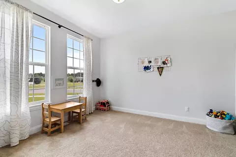 2451 Walker Dr, Valparaiso, IN 46385 photo 4
