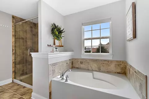 2451 Walker Dr, Valparaiso, IN 46385 photo 11