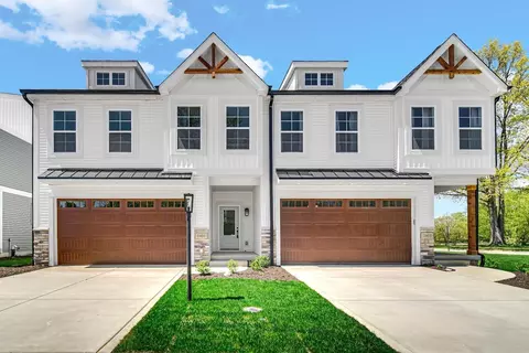 1604 Melanie Ln, Chesterton, IN 46304 photo 1