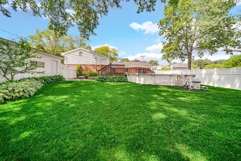 1826 Ada Ln, Munster, IN 46321 photo 19