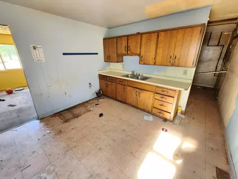 3747 W 20th Ave, Gary, IN 46404 photo 5